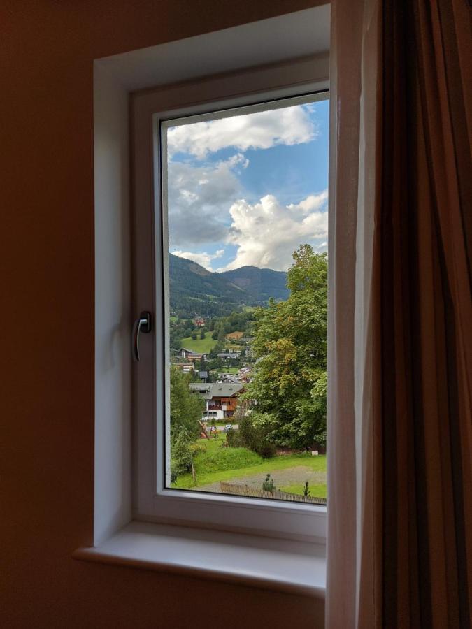 ALPENFLAIR - Incantevole appartamento ski-to-door Bad Kleinkirchheim Esterno foto